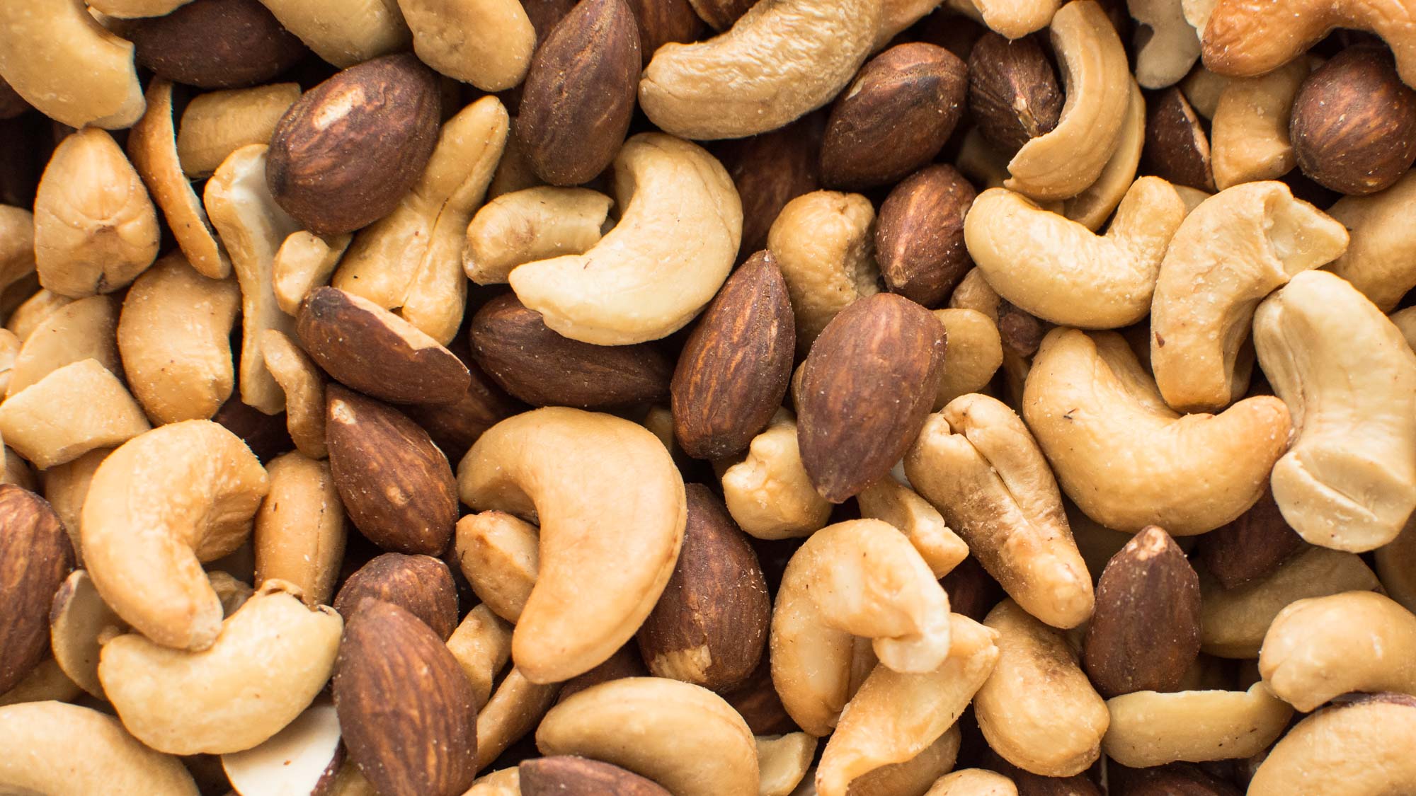 Read more about the article Nuts & Gut Health